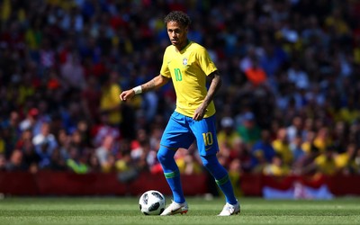 中欧电竞热评-丹麦队球员捐款回馈社区