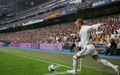 中欧电竞精华-伊朗足球联赛爆发骚乱球迷冲突